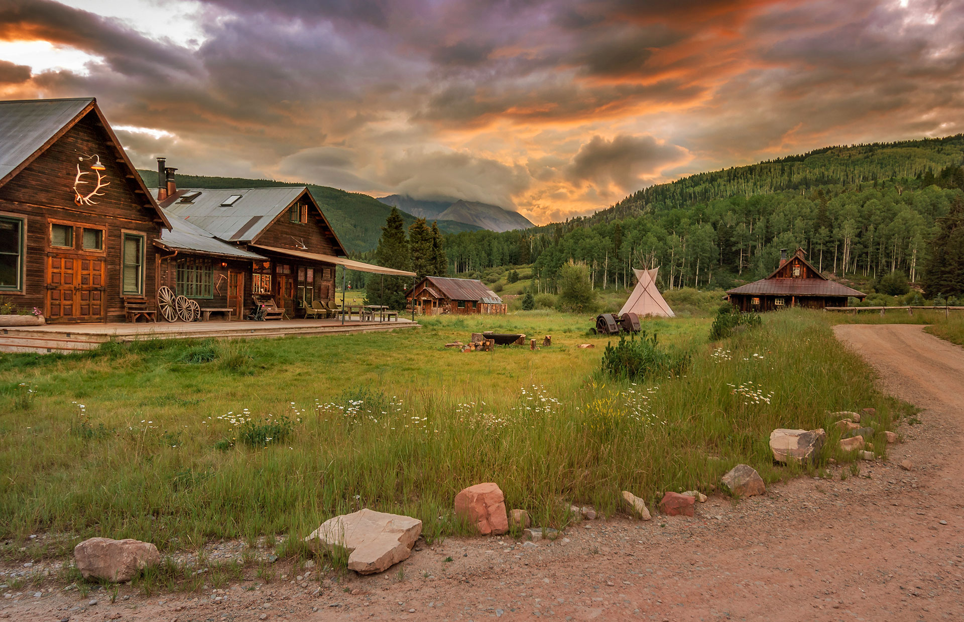 Dunton Hot Springs