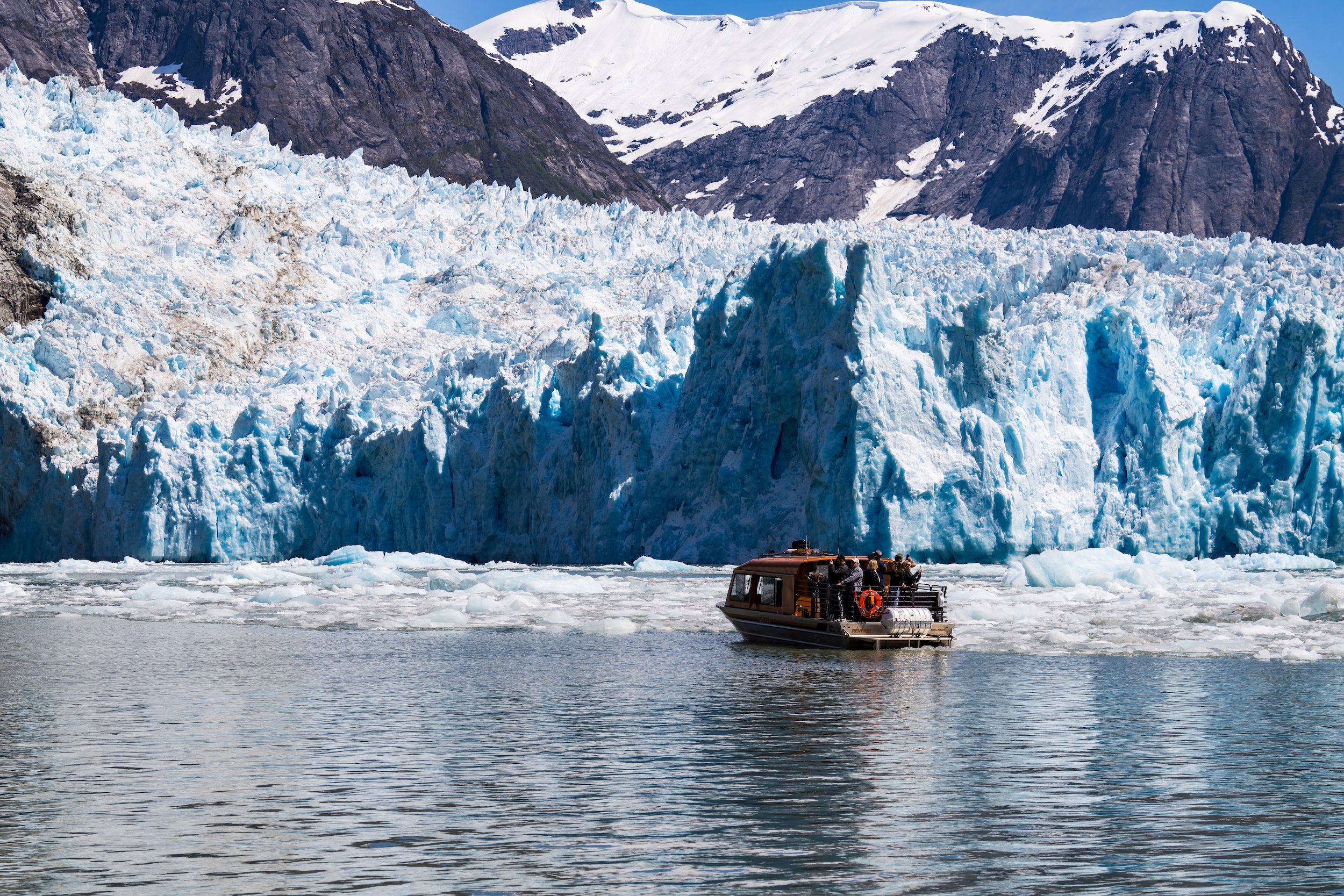 ritz carlton yacht collection luminara lu alaska excursion