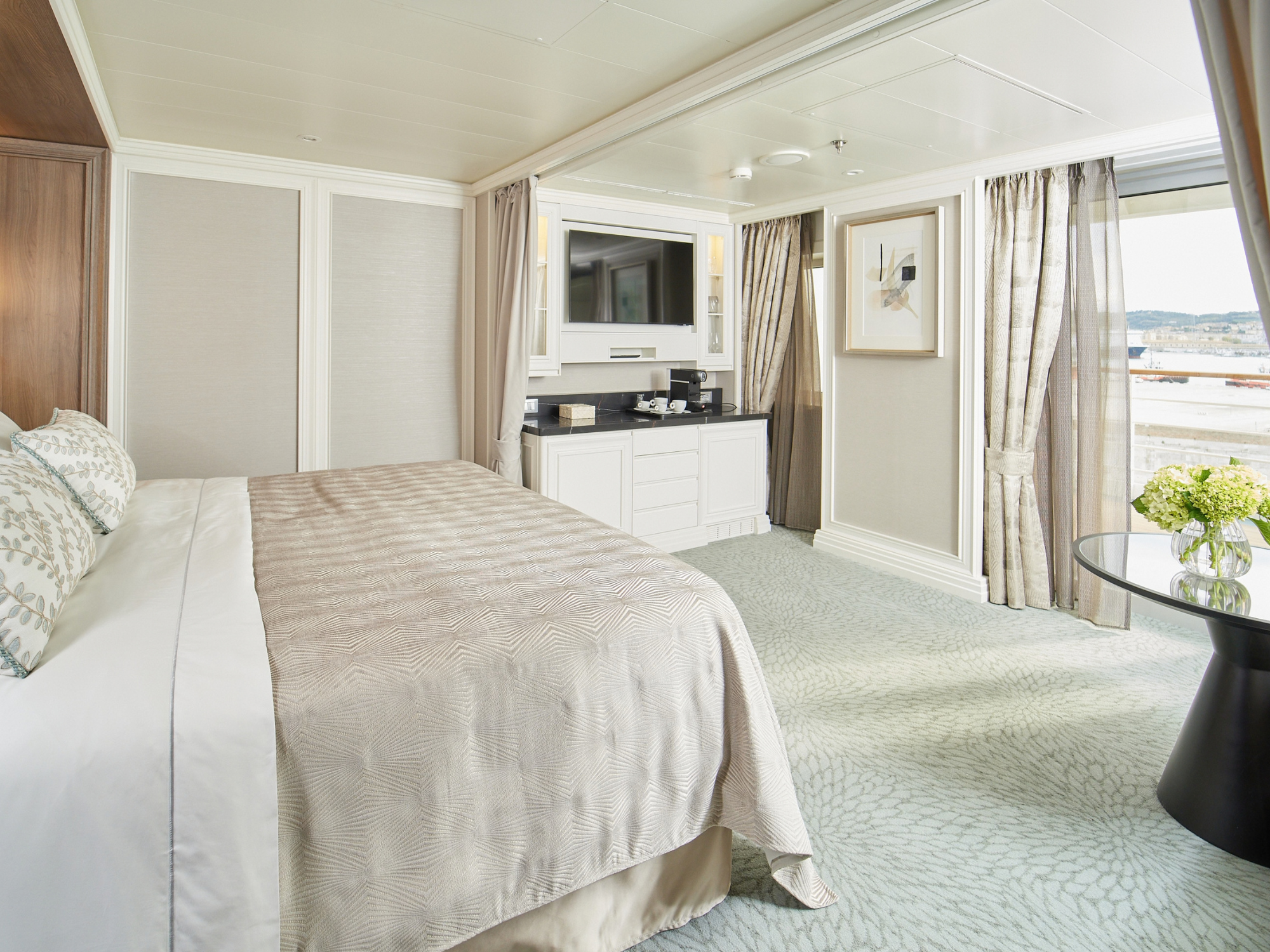 Regent Seven Seas Yacts destinations itineraries ultra luxury